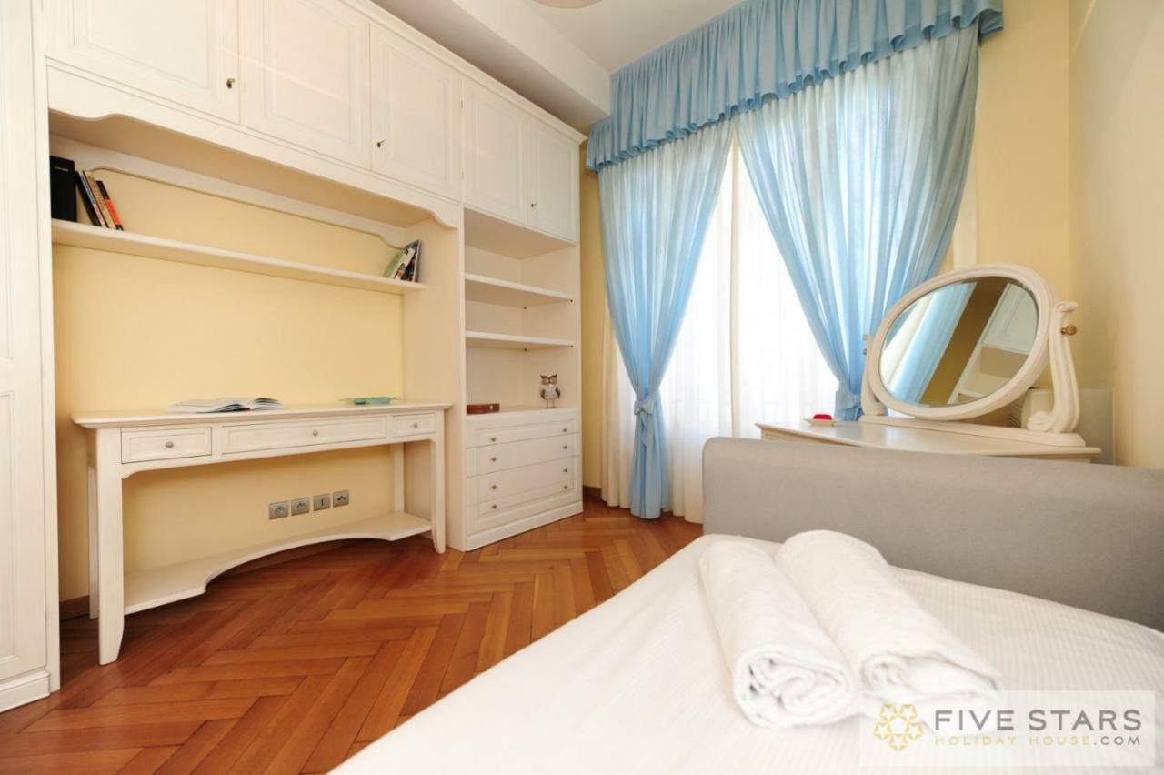 Le Majestic Promenade - Five Stars Holiday House Apartman Nizza Kültér fotó